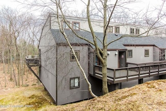 48 Slalom Way, Tannersville, PA 18372