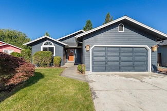 2136 SW Garden Valley Way, Grants Pass, OR 97526