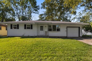 1608 Gates Dr, Rantoul, IL 61866