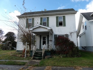 23 4th Ave, Scottdale, PA 15683