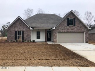 12092 Gabriel Dr, Gulfport, MS 39503