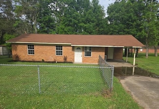 103 Pacific Cir, Crystal Springs, MS 39059