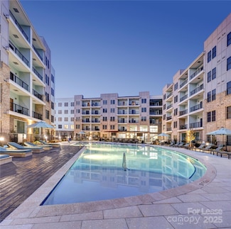 8501 University Executive Park Dr Unit A1, Charlotte, NC 28262