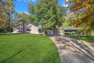 141 White Oak St, Point Blank, TX 77364