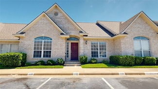 119 Fraternity Row, College Station, TX 77845