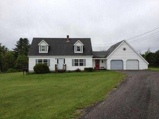 2108 W River Rd, Sidney, ME 04330