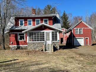 31 Dodge Rd, Phillips, ME 04966