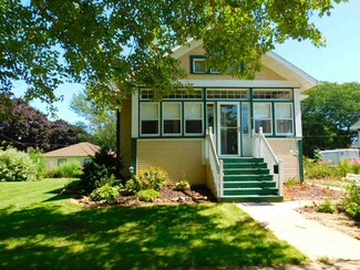 610 S Main St, Cuba City, WI 53807