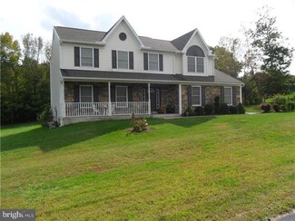 187 Aspen Dr, Schuylkill Haven, PA 17972