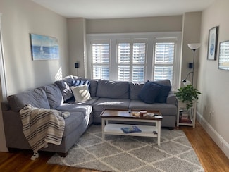 633 High St Unit 1, Medford, MA 02155