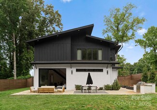 2913 Lake Ave, Charlotte, NC 28208