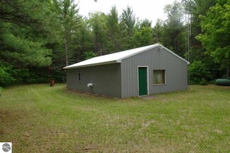 3125 Crystal Ave, Benzonia, MI 49616