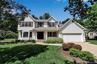 9180 Via Cimato Dr, Clarence Center, NY 14032