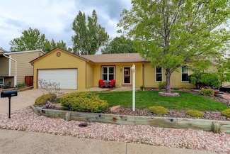 3284 S Dudley St, Lakewood, CO 80227