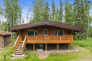 1824 Bobanna Ln, North Pole, AK 99705