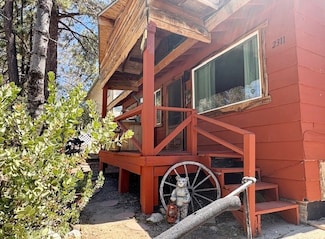 2311 Blue Jay Ln, Apple Valley, CA 92308