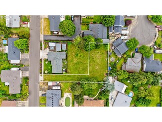 516 E Melody Ln, Newberg, OR 97132