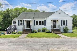 10 Hazel Plaza, Uxbridge, MA 01569