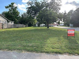 2900 Ryan Ave, Fort Worth, TX 76110