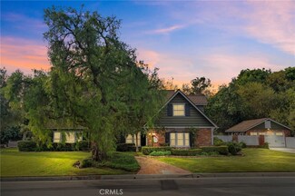 1511 Hollydale Dr, Fullerton, CA 92831
