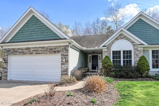 1366 Nicholas Dr, Kent, OH 44240