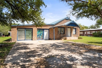 128 NW 6th St, Premont, TX 78375