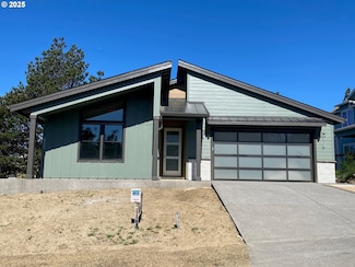 559 Meadows Dr, Manzanita, OR 97130