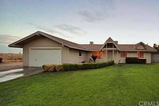 17250 Walden Dr, Madera, CA 93638