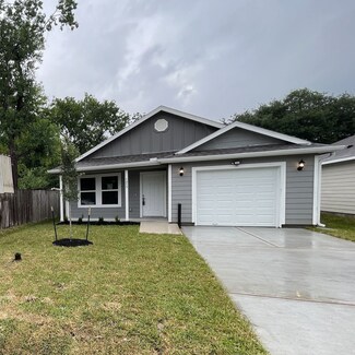 7916 Tate St, Houston, TX 77028