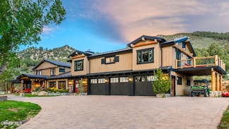 716 Aspen Springs Ranch Rd, Toms Place, CA 93546