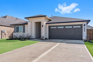 13220 Lago Acero Ln, Texas City, TX 77568