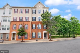 9502 Lee Ct, Manassas, VA 20110