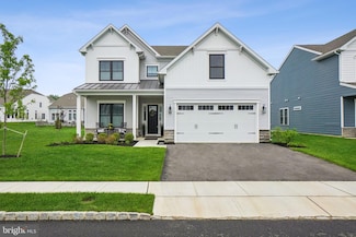 57 Pasture Dr, Farmingdale, NJ 07727