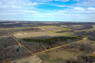 1260 E Old Wagon Rd, Oregon, IL 61061