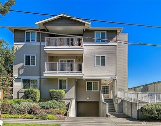 11326 3rd Ave NE Unit 202, Seattle, WA 98125