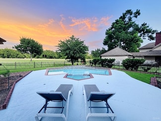 7210 Blenheim Palace Ln, Houston, TX 77095