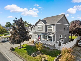 878 Ridgeview Dr, Eagle Point, OR 97524