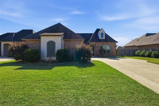 633 Becky Ln, Lake Charles, LA 70605