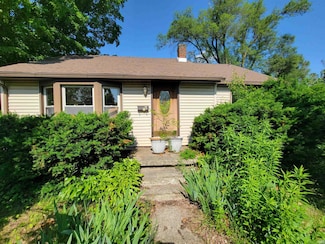 814 S Main St, Kendallville, IN 46755