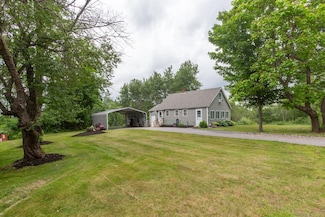31 Highland Mountain Rd, Northfield, NH 03276