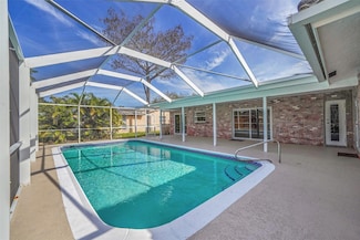 736 Ramblewood Dr, Coral Springs, FL 33071