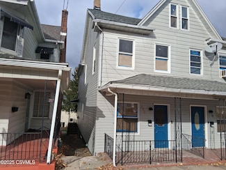 203 West Ave, Mount Carmel, PA 17851
