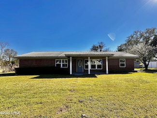 2709 Levy St, Cottondale, FL 32431