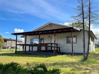 311 S Dayton St, Omak, WA 98841