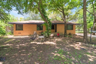 1006 Tower Dr, Cedar Hill, TX 75104