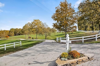 3378 Warner Rd, Crane, MO 65633