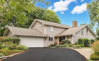 1126 Highland Ave, Lake Forest, IL 60045