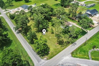 268 Davis Bend Rd, Alvin, TX 77511