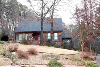 28 Hunters Woods Ct, Little Rock, AR 72210