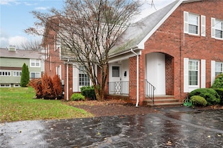 103 Wyndham Ave, Providence, RI 02908